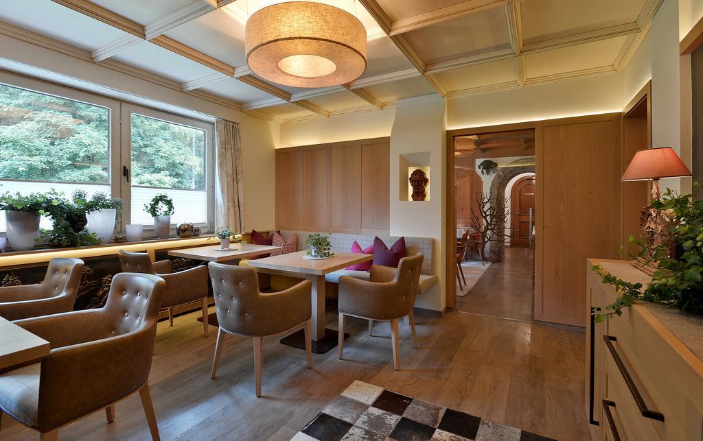 Alpin Hotel Garni Eder - Private Living Mayrhofen Esterno foto