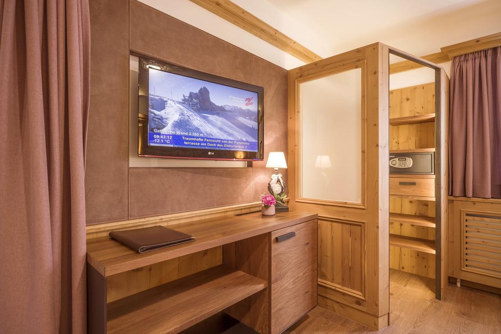 Alpin Hotel Garni Eder - Private Living Mayrhofen Esterno foto