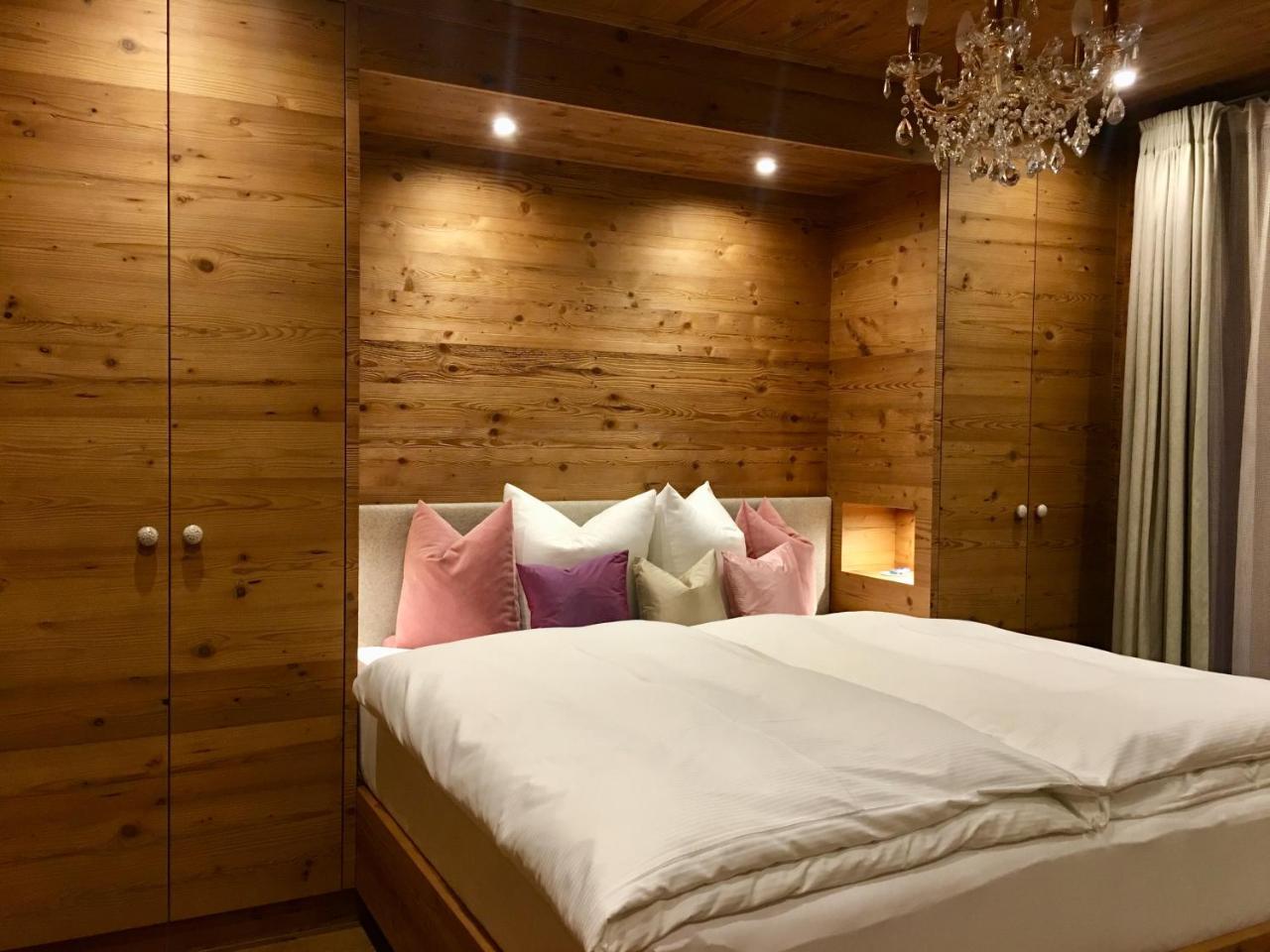 Alpin Hotel Garni Eder - Private Living Mayrhofen Esterno foto